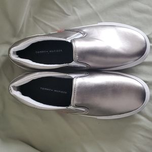 Tommy Hilfiger Women's Metallic Silver Slip-On Sneakers